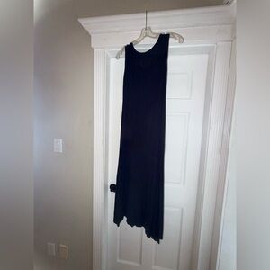 B57-69 / Elegant Navy Blue Sleeveless Dress